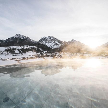 Excelsior Dolomites Life Resort Сан Вигилио ди Маребе Екстериор снимка